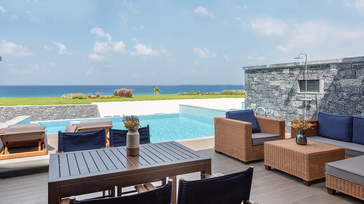 Ambassador Wellbeing Suite Sea View with private heated pool SoulSteam or SoulSauna and gym